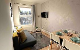 2 Bed Apt Sofa Bed Up To 6
